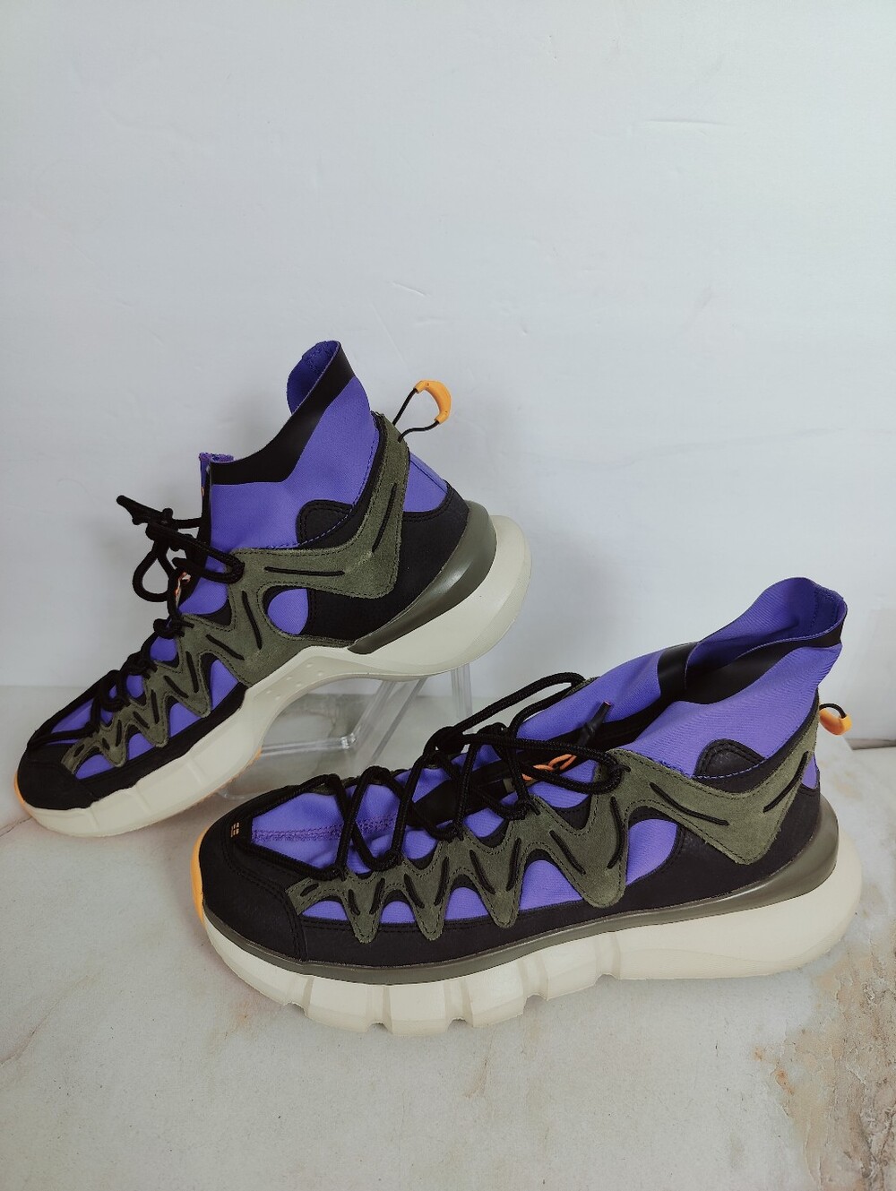 NWOT Li-Ning Essence 2.3 High Purple/Black Women's Basketball Sneakers, 9